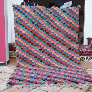 Vintage Moroccan Boucherouite ,  azilal rug , carpet , boucherouite rugs ,