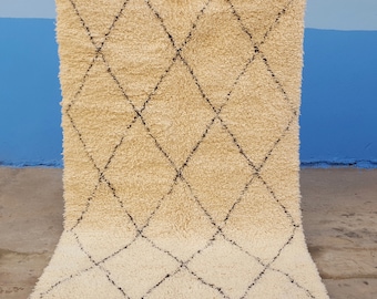Beni Ourain handmade Moroccan 100% wool rug  5 / 8  fet