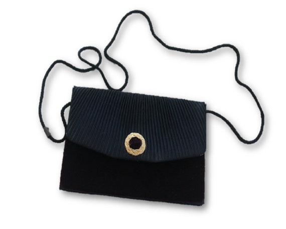 60's shoulder Bag, Vintage Black Velvet Evening B… - image 2