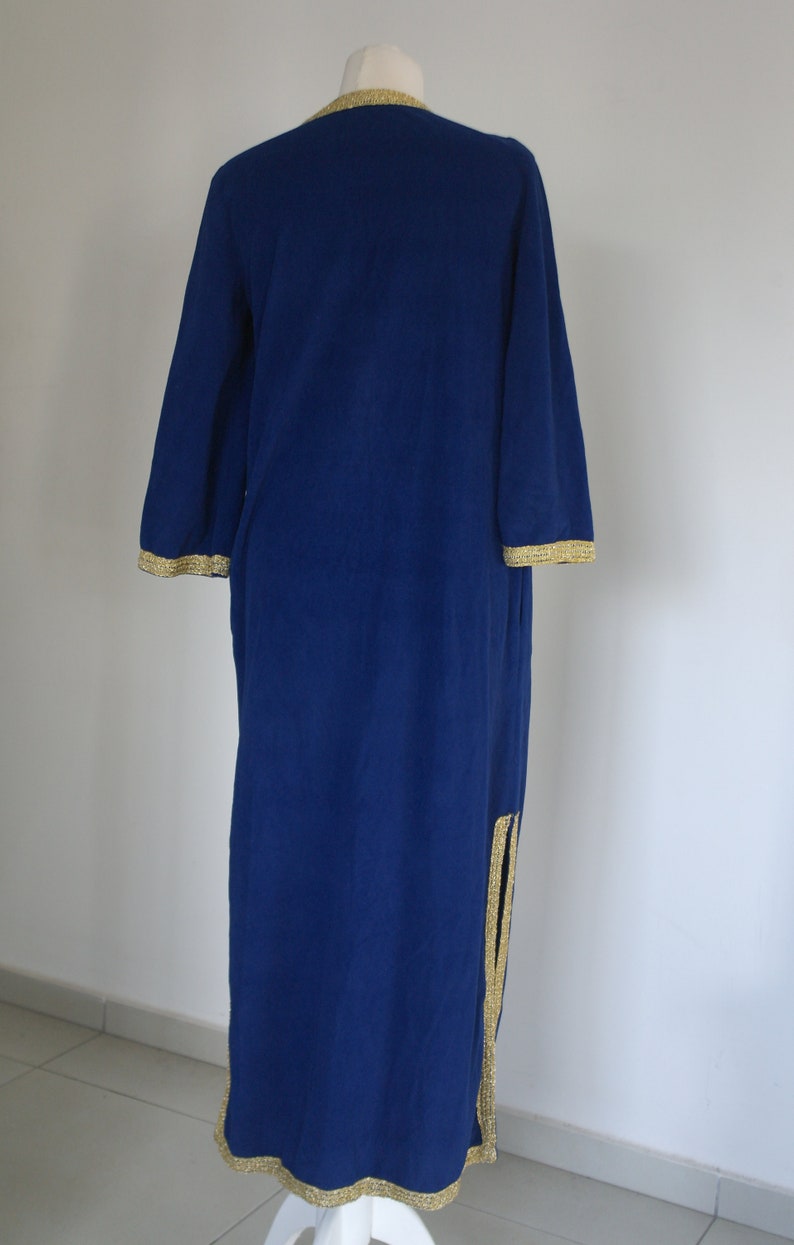 Vintage 70s Evelyn Pearson Cozy Fuzzy Velour Robe, Royal Blue Nightgown, Robe Nightgown, House Robe / Dress image 5