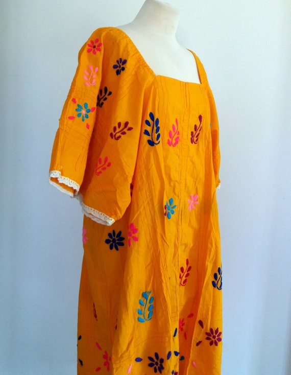 Mexican Floral Dress, Vintage 60s Embroidered Flo… - image 4