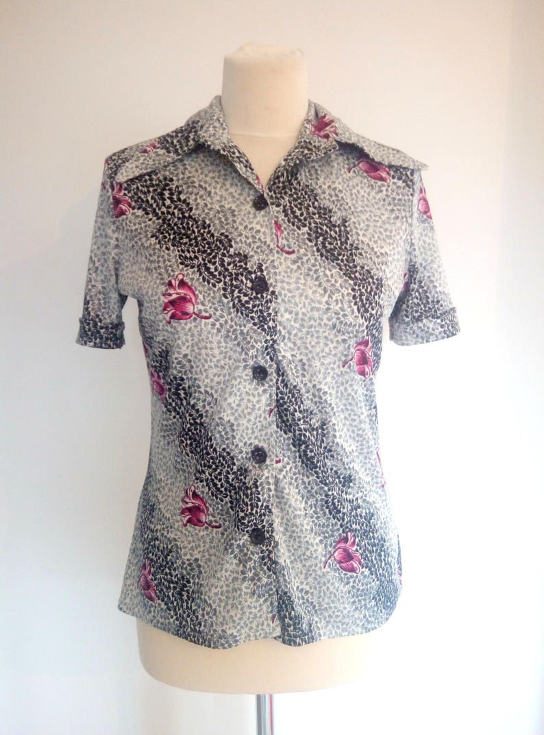 Haut Vintage Années 70 Fuchsia Chiné Avec Laçage - Taille S/M - Occasion Très Bon État