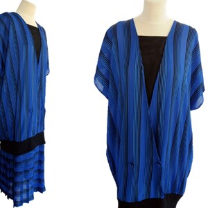 Vestido camisa azul vintage anos 80, vestido listrado em azul e preto