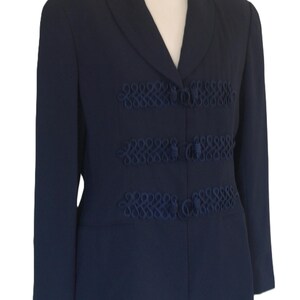 Vintage 90er Jahre dunkelblauer Blazer mit dekorativen Applikationen, Schulterpolstern, klassische strukturierte Jacke