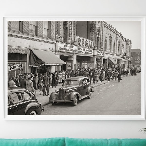 Old Southside Chicago Photo, African American Wall Art, Black and White, Chicago Illinois, Historical Photo, 1941, Regal Savoy, Theatre