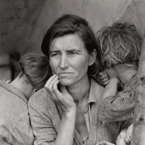 Dorthea Lange&#39;s &quot;Migrant Mother&quot; Photograph, Iconic photo, Migrant Workers and Great Depression, 1936