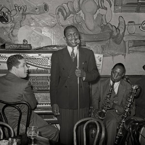 African American Musicians Photo, Entertainers at tavern. Chicago, Illinois Black Musicians,  Black Art, Wall Art, Lee Russell, 1941