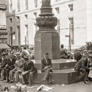 Old Cincinnati Ohio Photo, Fountain Square, Historic Cincinnati Print, Cincinnati Art, 1938