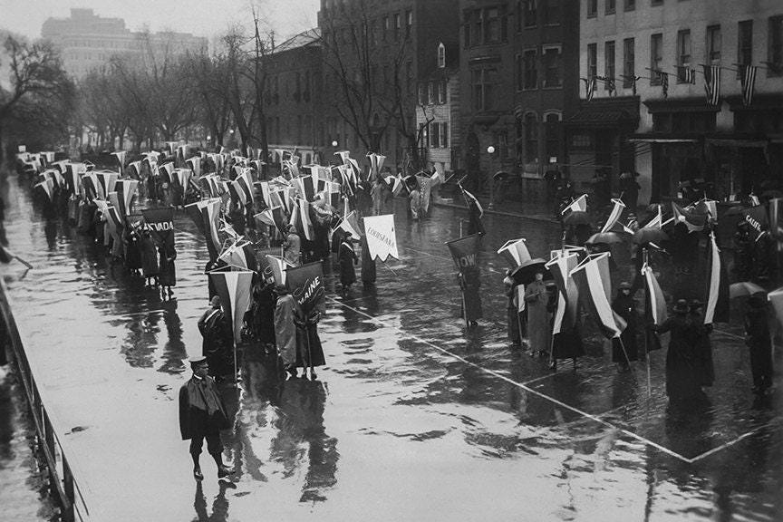 Suffragettes Grand Picket Protest, March 4, 1917, Women's March, Equal Pay, Voting Rights, Equal Rights, Women's History, Wall Art Decor