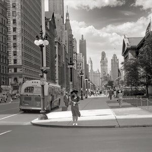 Michigan Avenue, Chicago Wall Art, Black and White, Michigan Avenue and E Jackson Boulevard, Old Chicago Illinois, 1941 by John Vachon