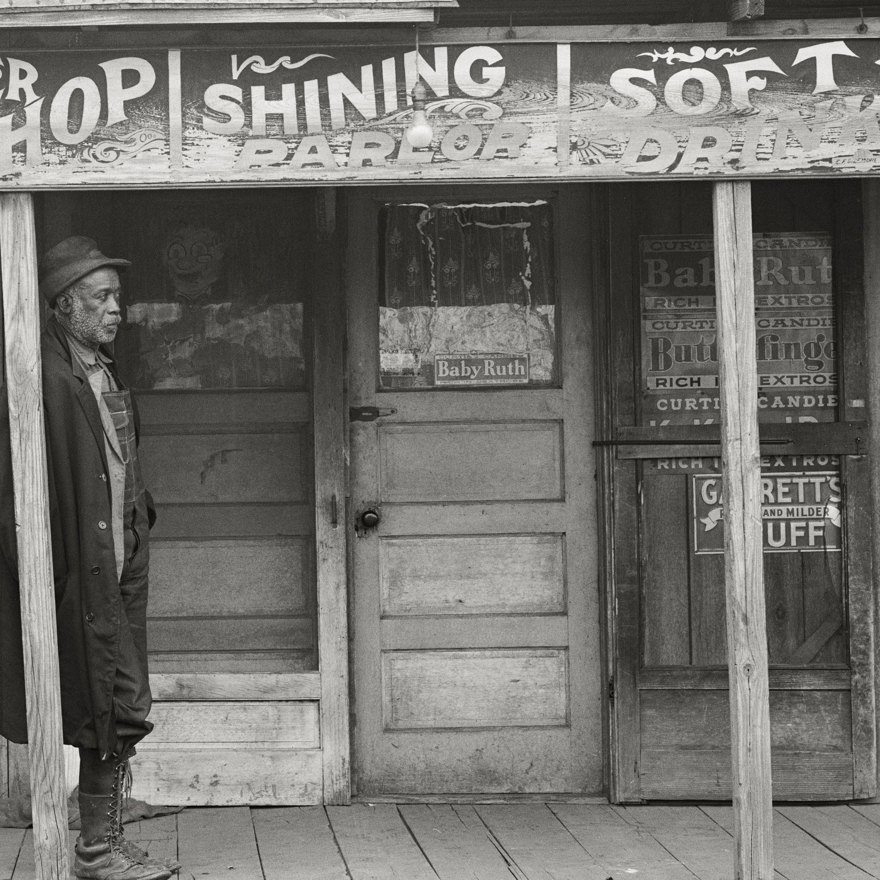 1939 Illinois Store Porch Photo Print: Arthur Rothstein Black Art - Etsy