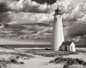 Old Lighthouse Photo, Beach House Cottage Decor, Nautical Living Room, Nantucket, Beach Style Living, Seaside Ocean Decor