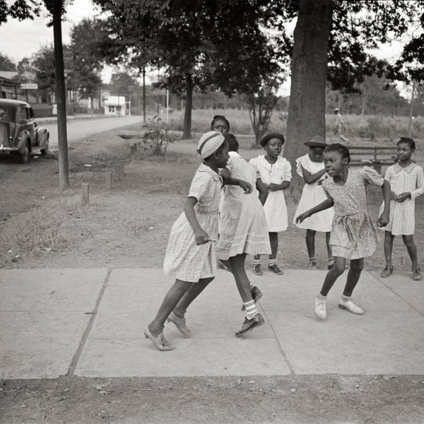 Lafayette Louisiana, African American Girls Playing, Photography, Black Art, Large Photo Prints, Decor, Lee Russell Photographer