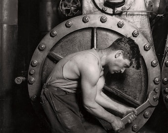 Powerhouse Mechanic, Lewis Hine, Iconic Photo, 1920