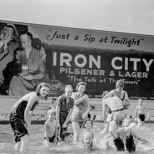 Pittsburgh, Pennsylvania, Iron City, 1943, Old Pittsburgh Photos, Vintage Pennsylvania, Black White, Pittsburgh PA, Photography, Poster