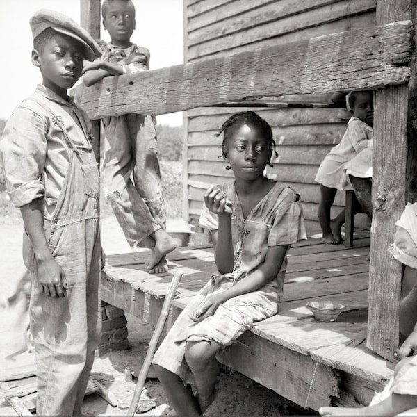 Poignant African American Portrait of Children by Dorthea Lange, 1936 in Mississippi