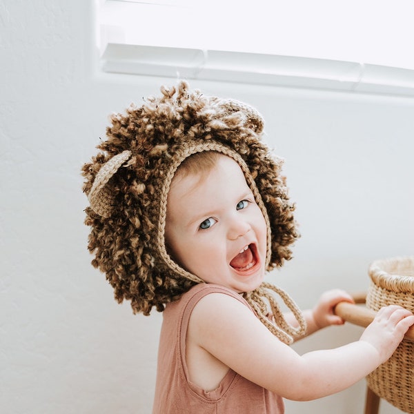 Lion bonnet