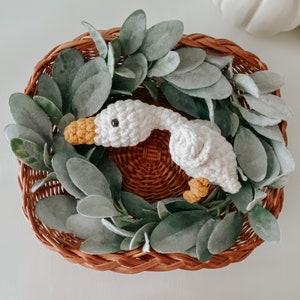 Mini goose stuffie / goose / duck toy