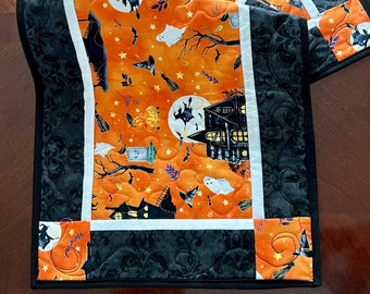 Quilted Halloween Table Runner: Handmade Cotton Fall Decor (46 Inch)