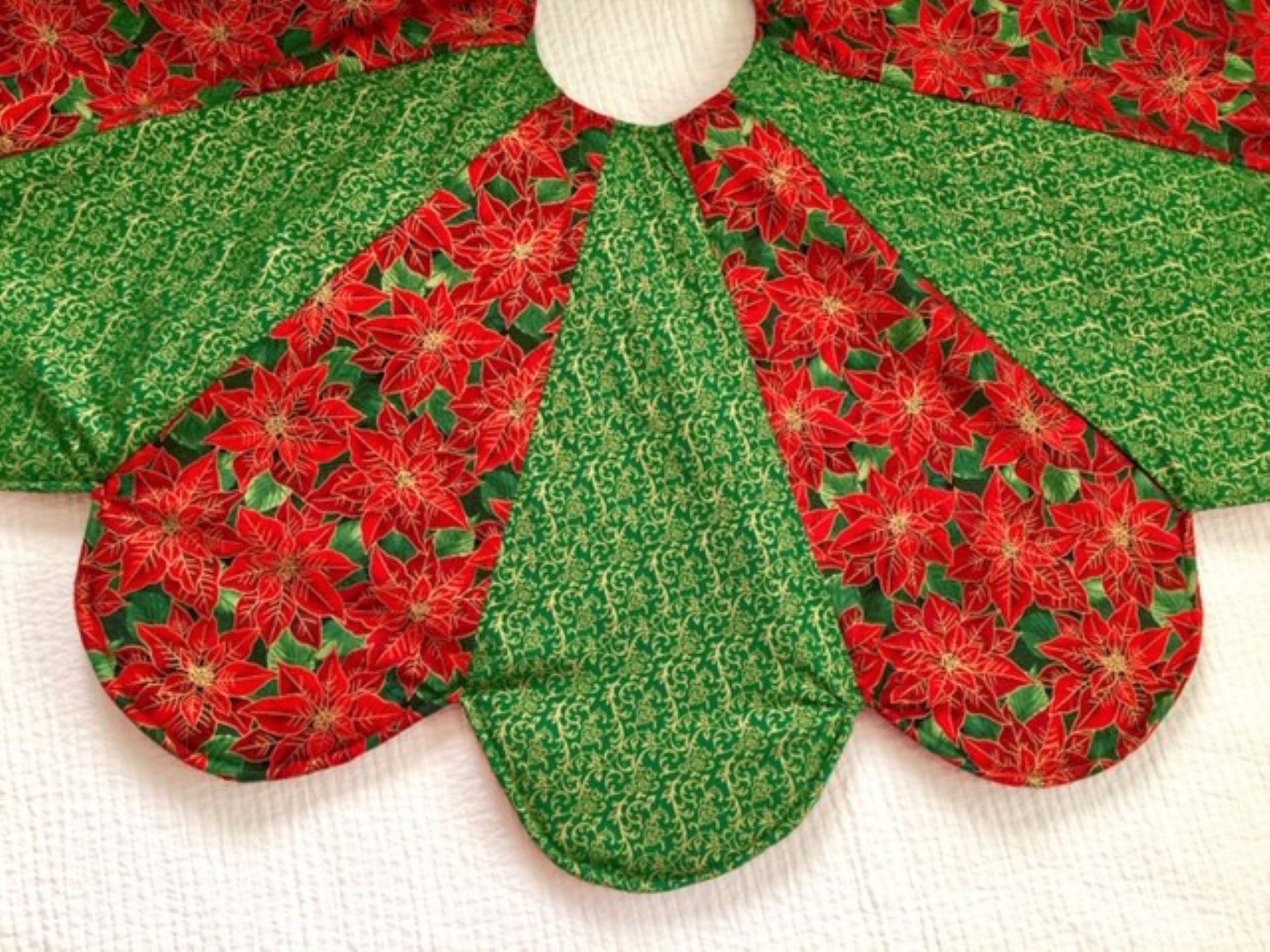 Poinsettia Tree Skirt 