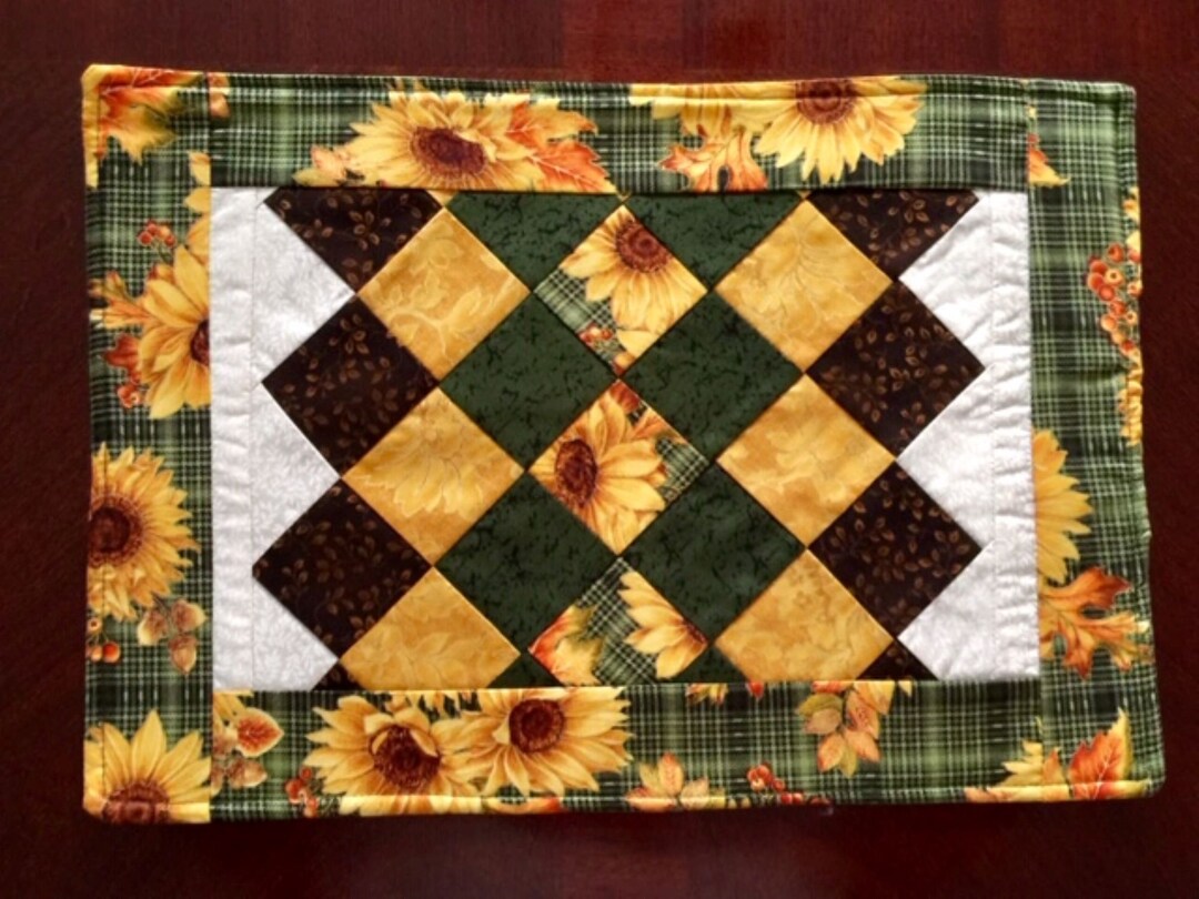 Set of 2 Quilted Sunflower Placemats Etsy