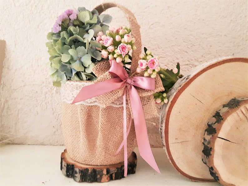 Sprinkle flowers Jute 2x Flower Girl Basket Wedding Vintage-Boho Flower Girl/'s Basket Old pink lace Sud baskets Baskets