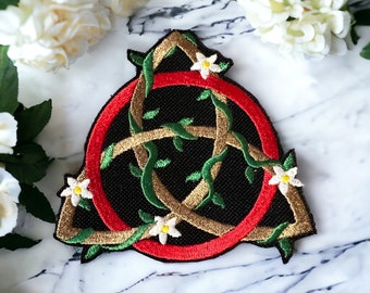 Trinity Knot with Vine and Flowers/Triquetra symbol  3.76" x 3.85" - Iron On or Sew On