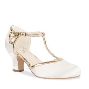 Gold t bar shoes vintage sales