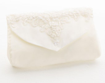 Bridal Taffeta & Lace Bridal Bag, Bridal Clutch Bag, Ivory bride clutch with Venice lace , Bride Purse With Lace And Pearls