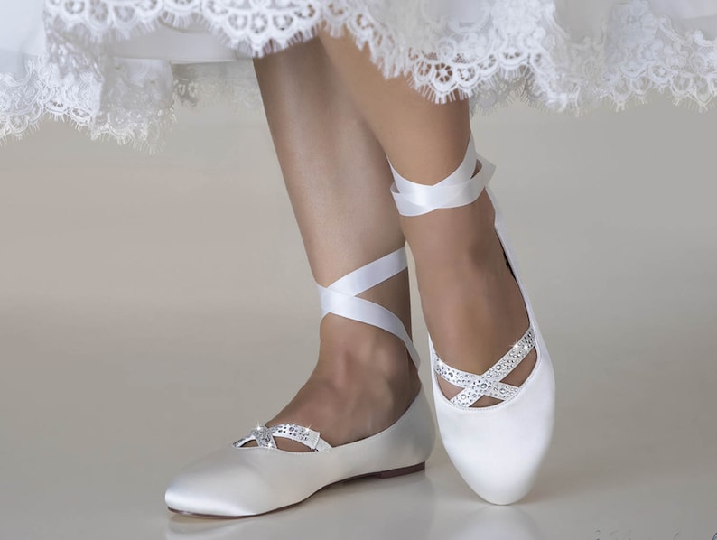 ivory ballerina flats