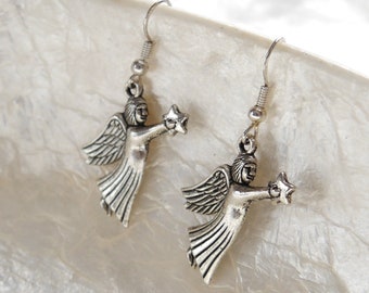 Boucles d’oreilles Ange argent, petites boucles d’oreilles ange, 925 boucles d’oreilles avec ange