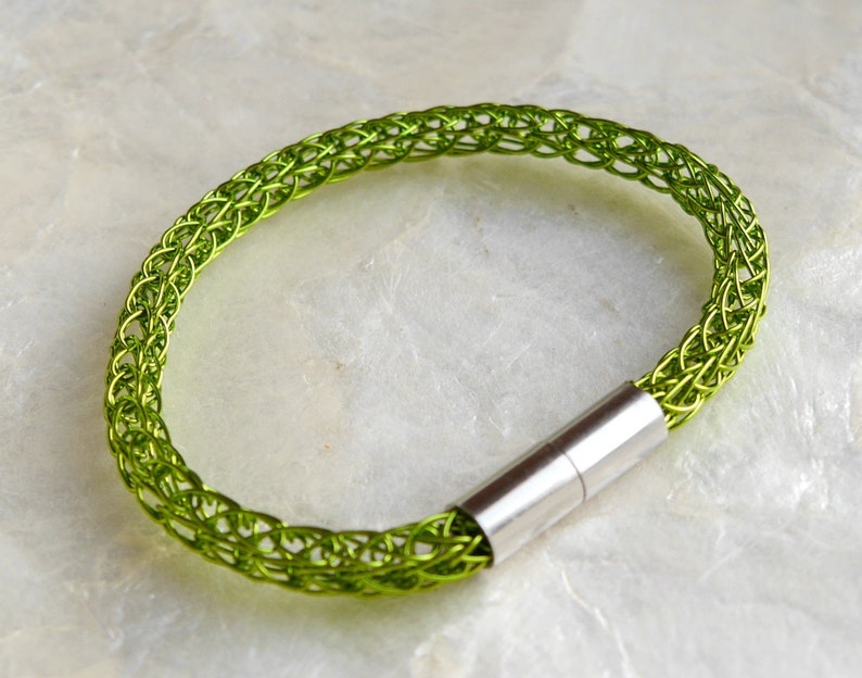 Green bracelet for him and her, men's jewelry, women's jewelry, green, light green, grass green, handmade wire jewelry knitted Viking 20 Centimeters