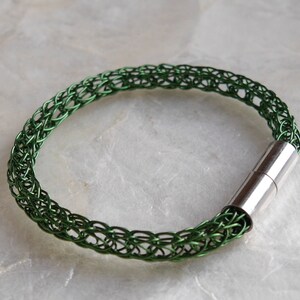 Green bracelet for him and her, men's jewelry, women's jewelry, green, light green, grass green, handmade wire jewelry knitted Viking 18 Centimeters