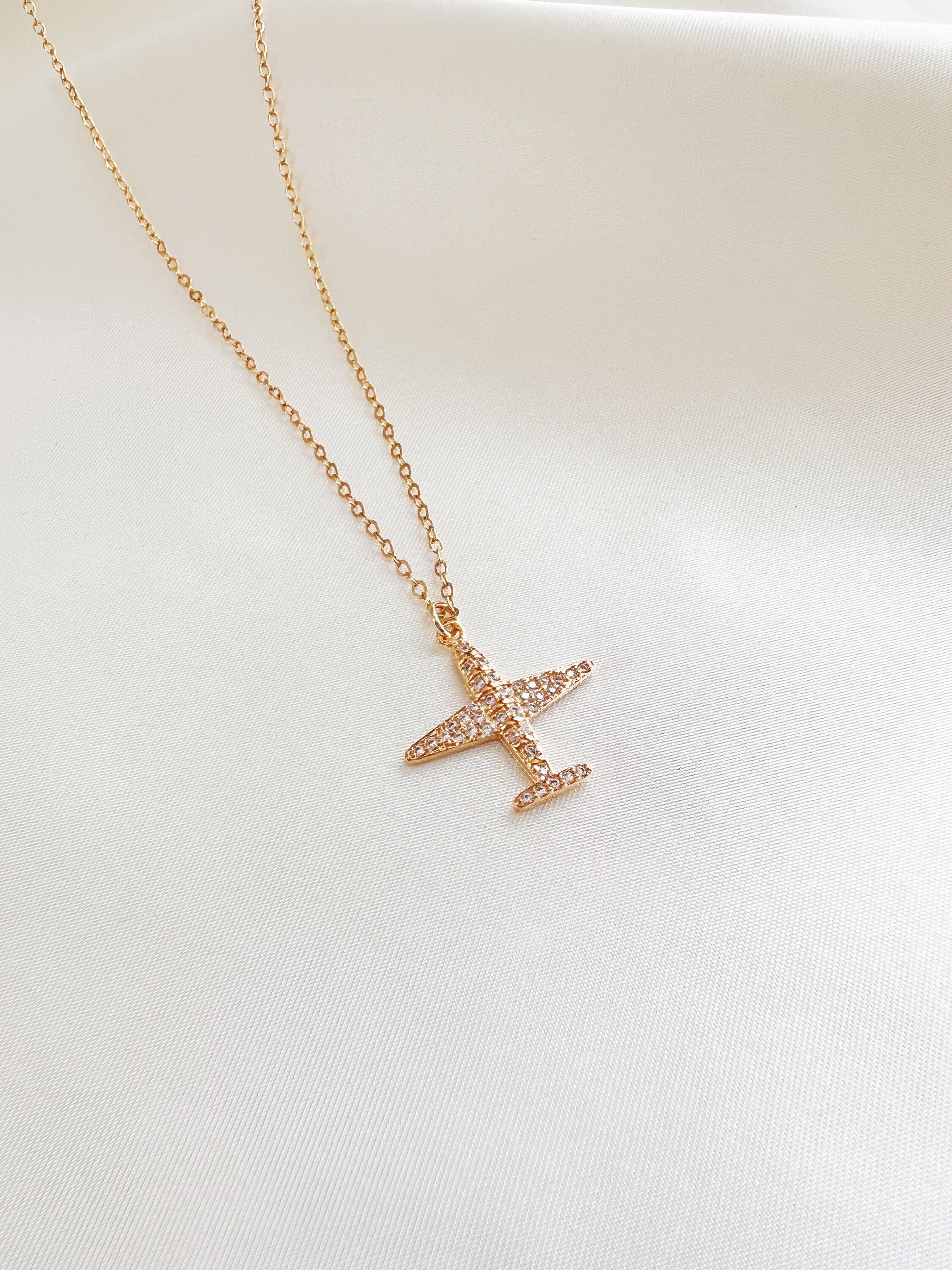 Iaceble Bohemia Airplane Necklace Choker Gold Aircraft Pendant Necklace  Flight Attendant Necklace Chain Minimalist Jet Plane Necklace Jewelry For