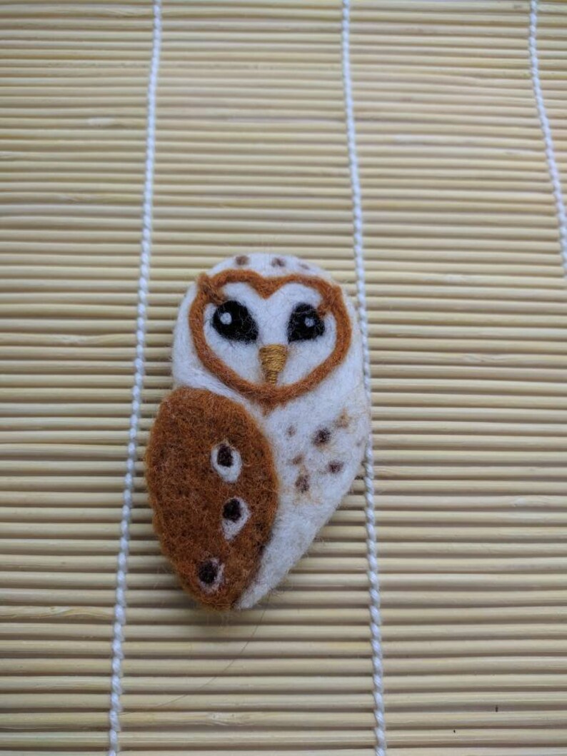 Wool felt,Felt jewellery,Winter jewelry Owl figurine Felted animal Made to order Bird lover gift Cute bird