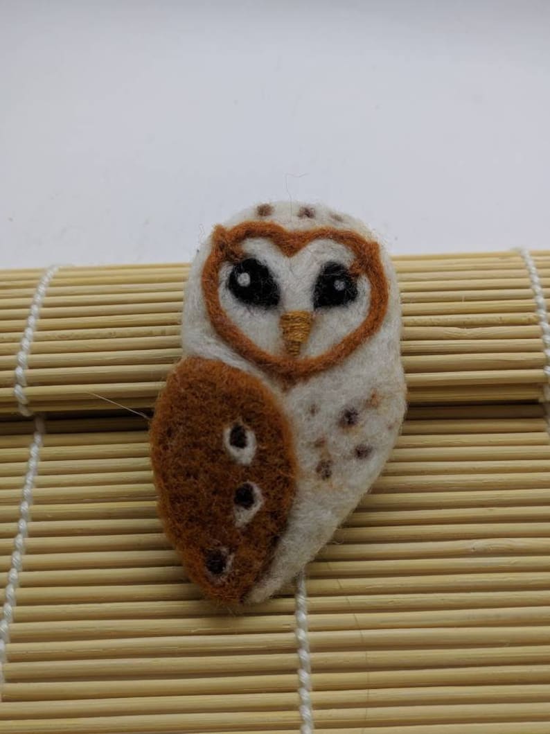 Wool felt,Felt jewellery,Winter jewelry Owl figurine Felted animal Made to order Bird lover gift Cute bird