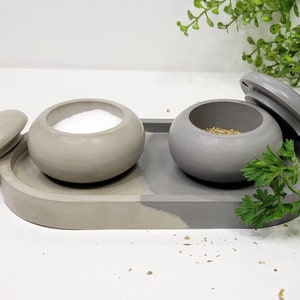 Salt Cellar, Salt Cellar with Lid, Concrete Cellar, Kitchen Present, Gift for New House, Concrete salt container, Concrete cellar