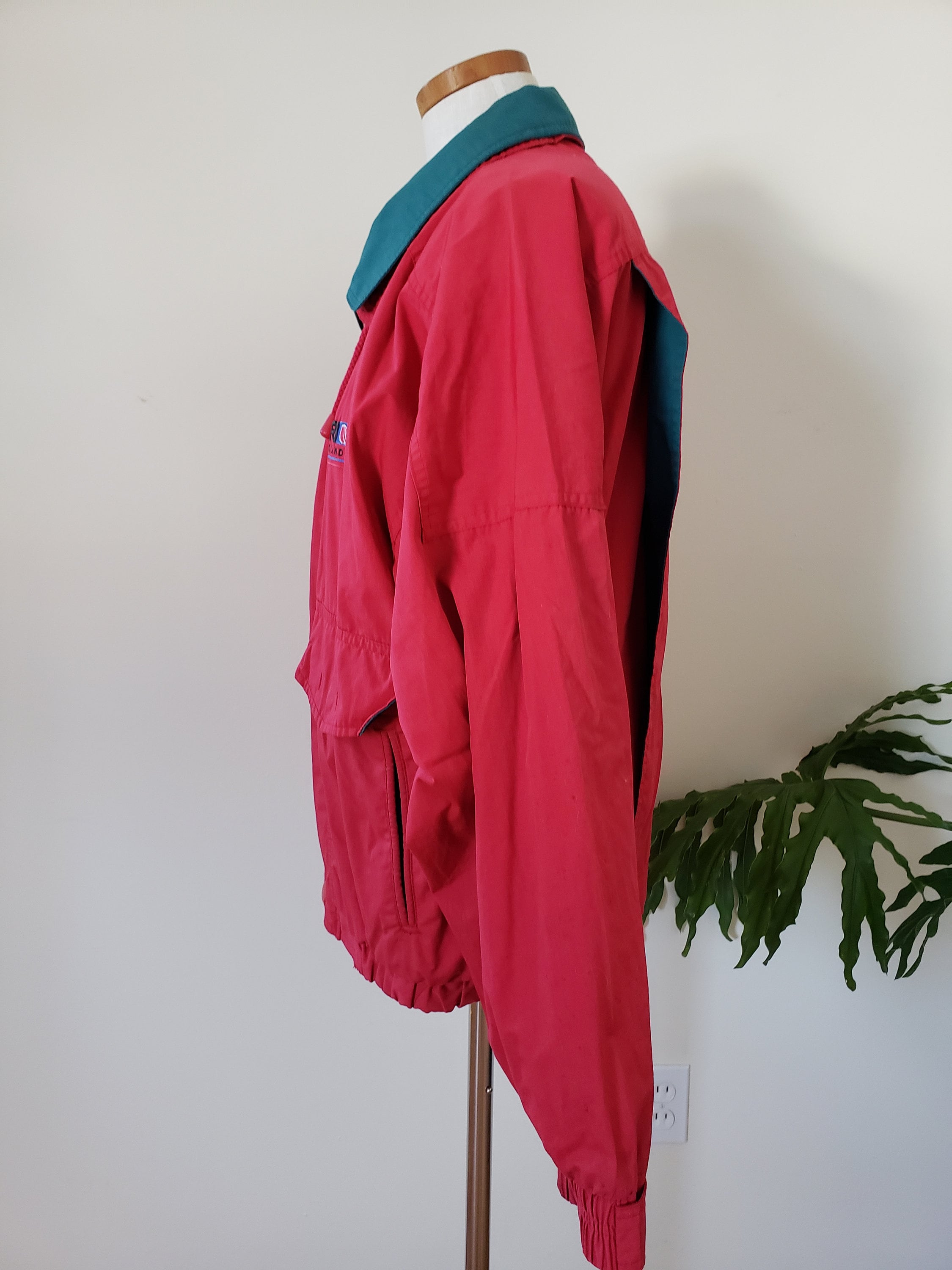 1980s Red and Green Windbreaker Jacket With SIX Pockets | Etsy