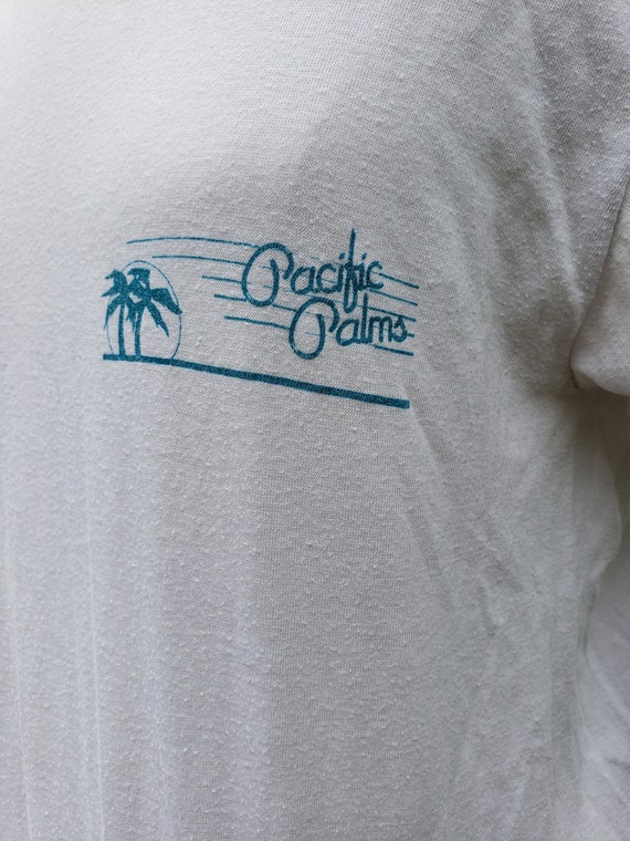 1980s Pacific Palms graphic tee, off-white with b… - image 5