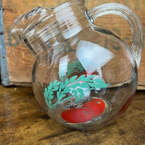 MCM Vintage Pyrex Glass Lime Pattern Juice Carafe Pitcher – Shop Cool  Vintage Decor