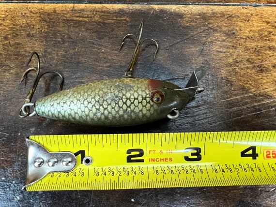 Vintage CREEK CHUB Fishing Lure| Baby Wiggler 200| 2 3/4