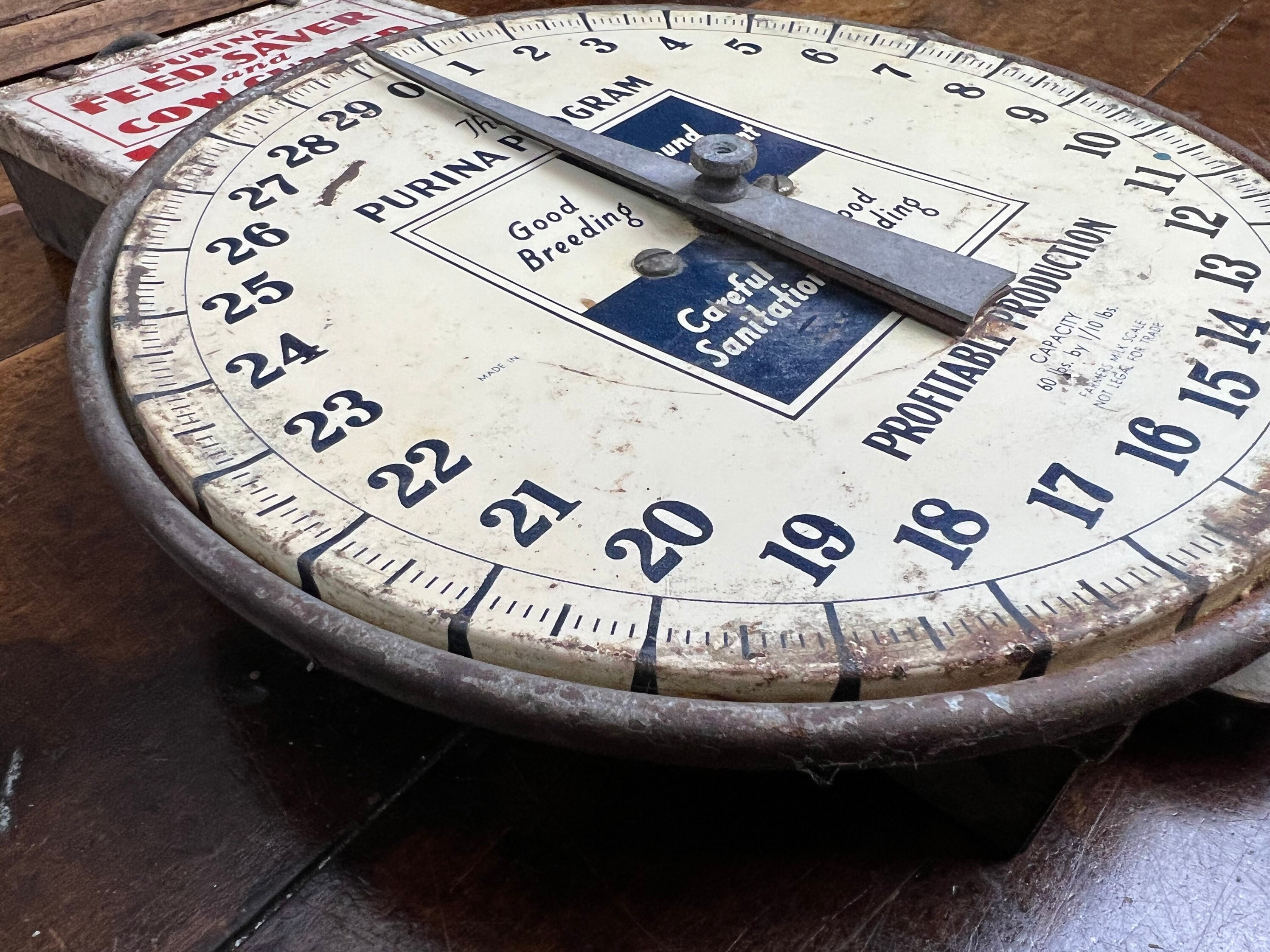 アンティークPurina Feed Saver Cow Culler 餌入れ