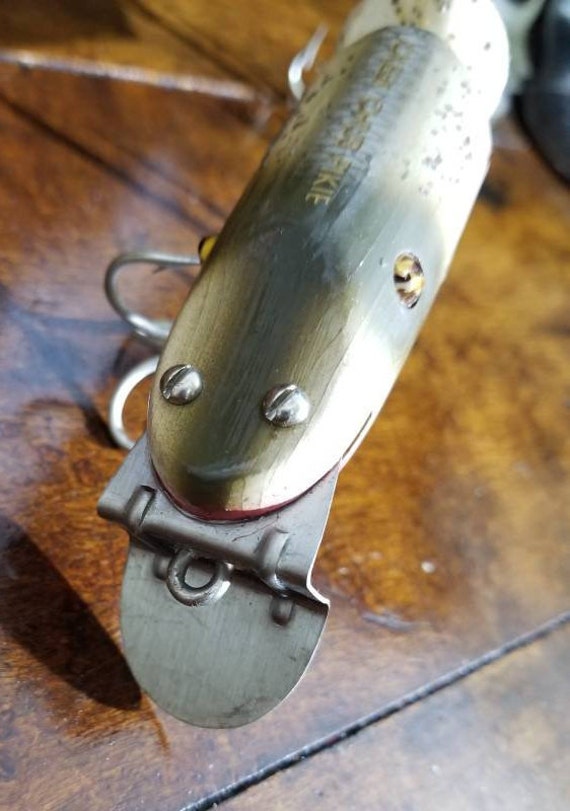 Vintage Johnson's Silver Minnow Spoon Fishing Lure 76 Patent 8-28