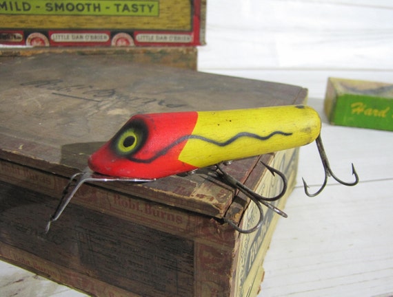 fire plug fishing lure Brad's Magnum Wigglers, Tiger like casts Berkley Flicker Shad Firetiger Pro