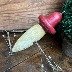 Vintage SOUTH BEND Woodpecker Fishing Lure | 3 1/4&quot; Red Top Weedless Hooks |Fishing Tackle Bait| Gift for Dad| Rustic Decor Fishing Theme