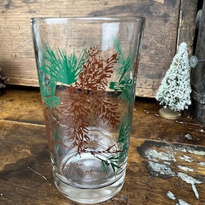 Vintage BOSCUL Eastern White PINE Peanut Butter Drinking Glass~Standard Size 5"~Brown Name on Angle Pinecones Green Needles Winter Wedding