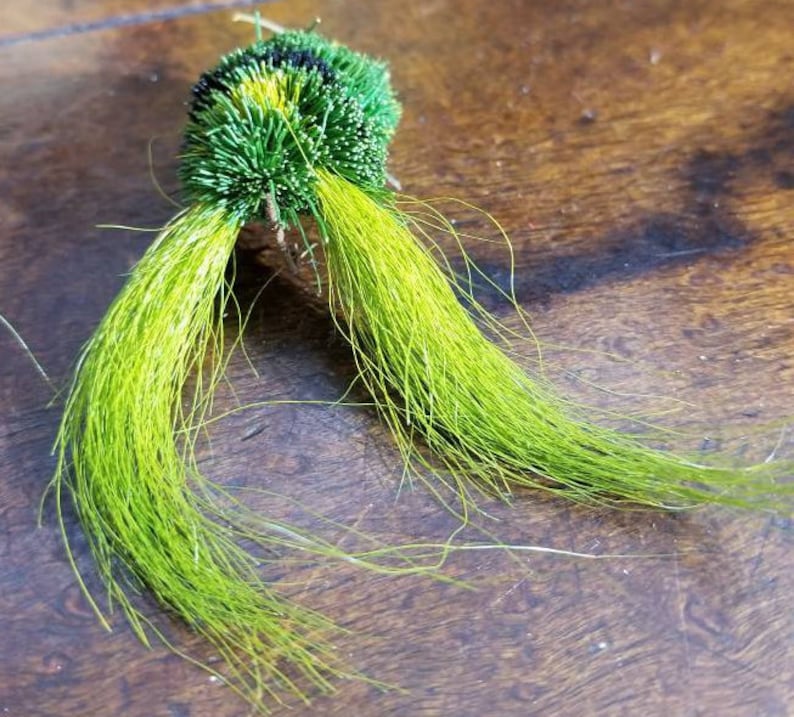 Vintage GREEN HAIR Frog or Mouse Bass Fly Rod Fishing Lure Tackle Bait Black Striped Bright Green Outdoors Fisherman Gift Unknown Maker zdjęcie 10