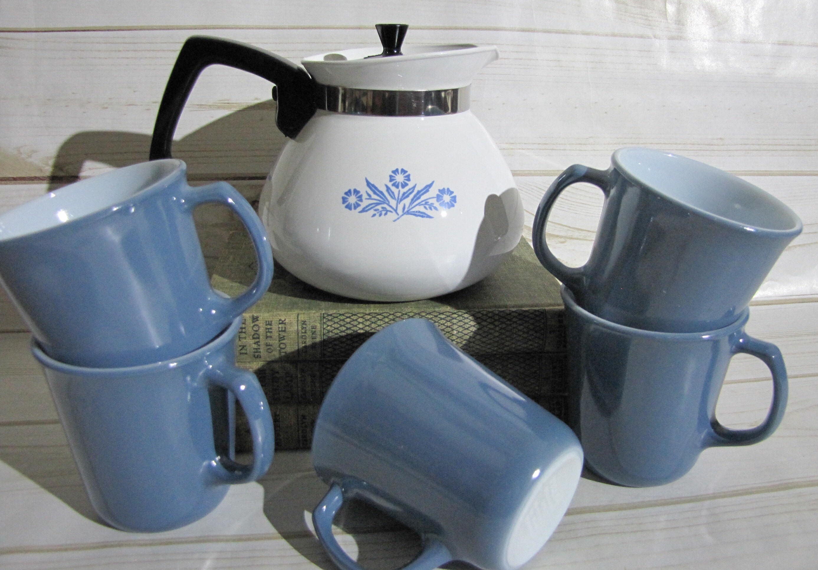 6 cup corning ware blue corn flower coffee pot 6 cup - Drinkware - East  Greenwich, Rhode Island, Facebook Marketplace