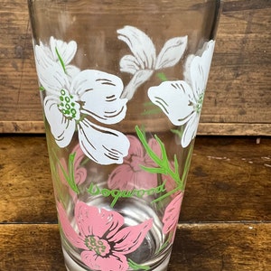 Vintage BOSCUL Dogwood Peanut Butter Drinking Glass~ Standard Size 5"~ White & Pink Flowers with Green Circles~ Spring Wedding Shower Gift