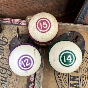 Vintage Pool Balls| Individual Replacement Pool Ball| Rustic Billiard Balls| Gameroom Decor| Gift Family Game Night| Double Circle Bullseye
